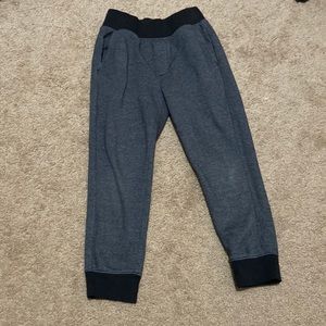Boys joggers. Size M (8)